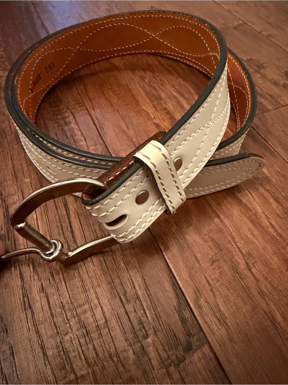 Vintage Genuine Leather Hand Finished White K-Mart Unisex 42-44 Belt